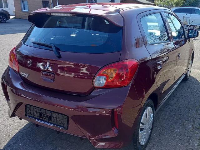 Mitsubishi Space Star Star