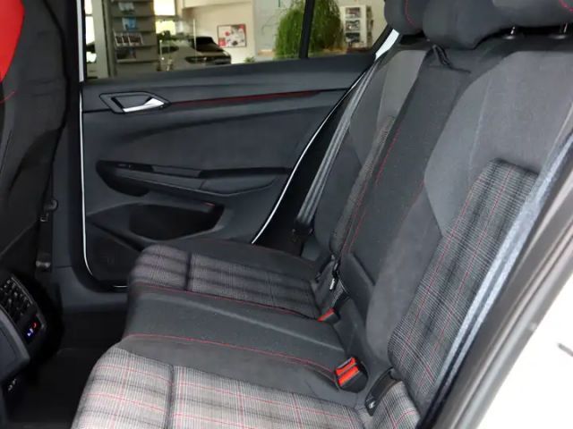 Volkswagen Golf 2.0 TSI DSG GTI