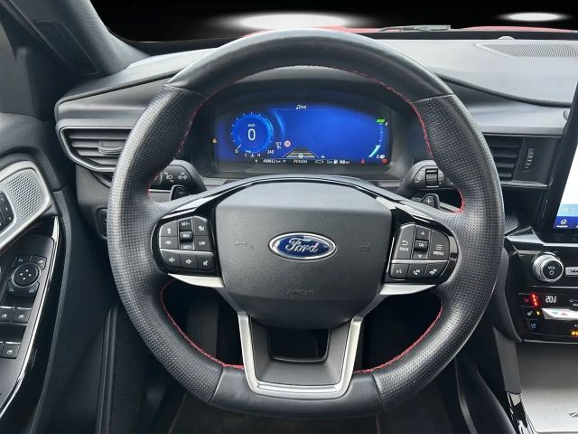 Ford Explorer ST Line