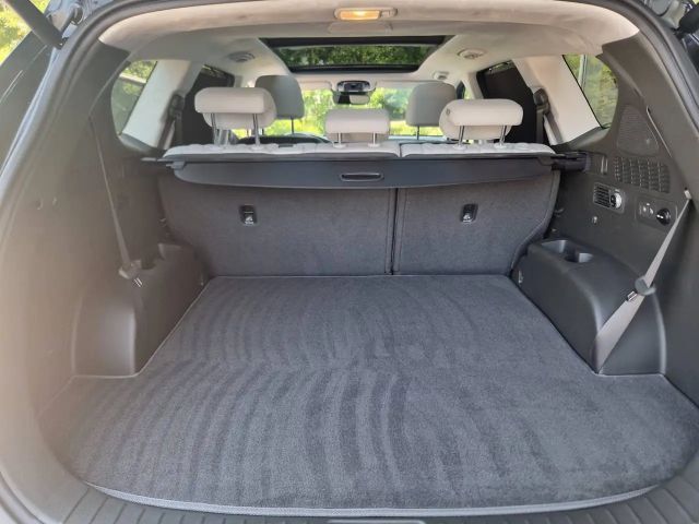 Hyundai Santa Fe Hybrid