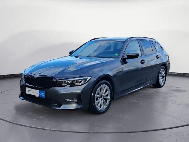 BMW 320 320d Touring xDrive