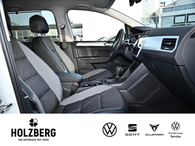 Volkswagen Touran 1.5 TSI R-Line