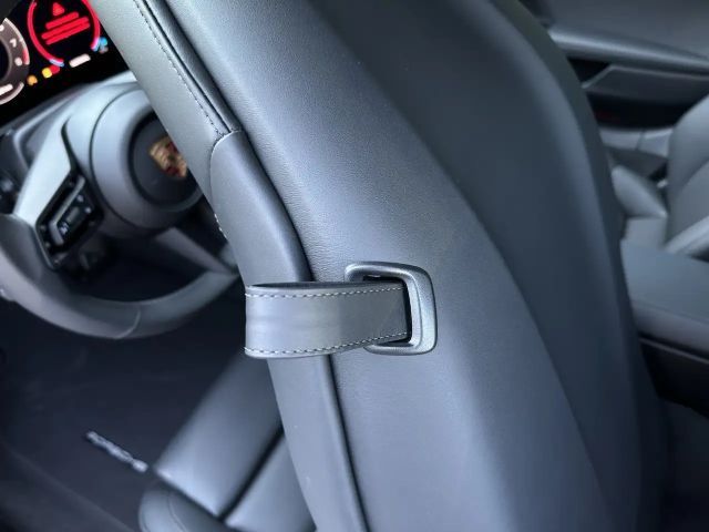 Porsche 992 Cabrio Carrera S