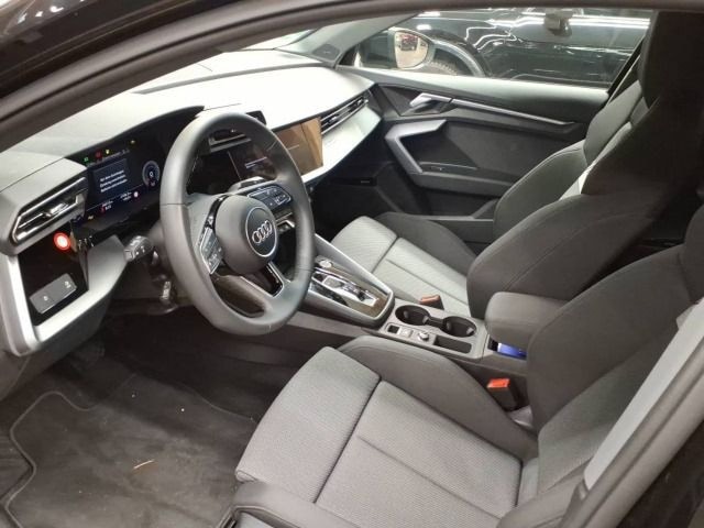 Audi A3 35 TFSI S-Line S-Tronic Sportback