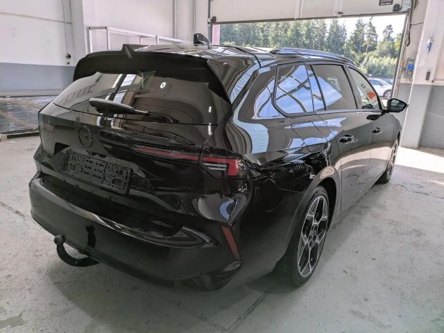 Opel Astra Sports Tourer Ultimate