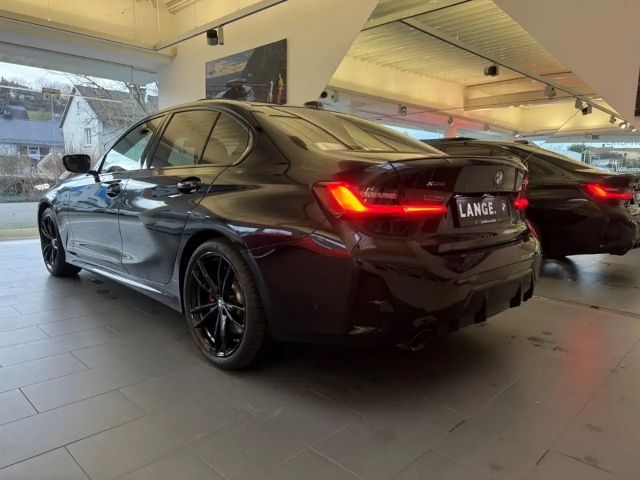 BMW 320 320d M-Sport Sedan xDrive