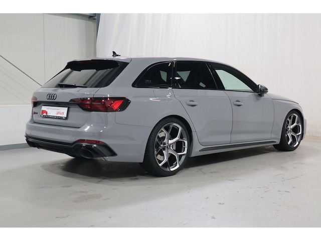 Audi RS4 Avant Quattro