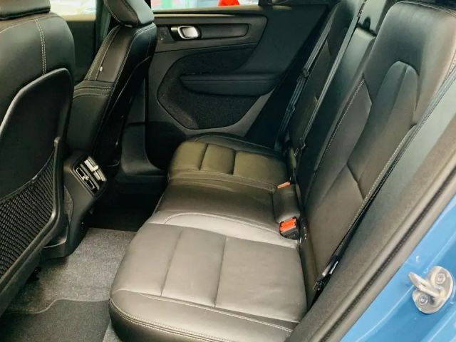 Volvo XC40 Dark Plus