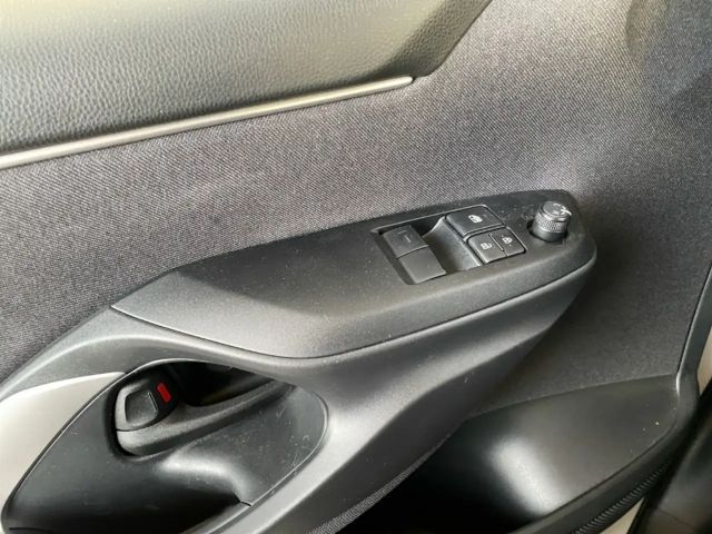 Toyota Yaris 1.0 VVT-i Comfort Hatchback