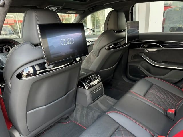 Audi S8 4.0 TFSI Quattro