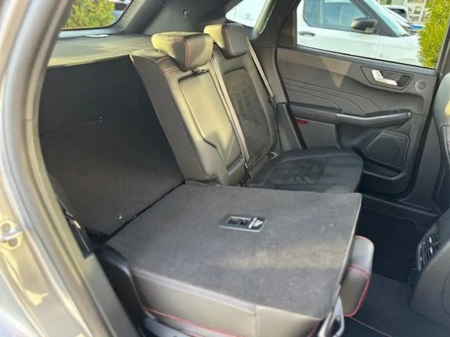 Ford Kuga Plug in Hybrid ST Line X