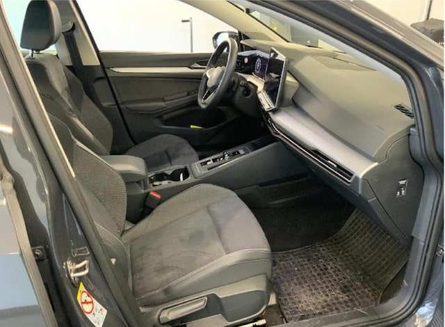 Volkswagen Golf DSG IQ.Drive Life Variant