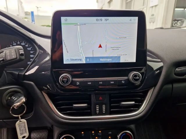 Ford Puma EcoBoost Titanium