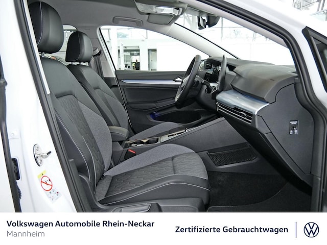 Volkswagen Golf 1.5 eTSI DSG