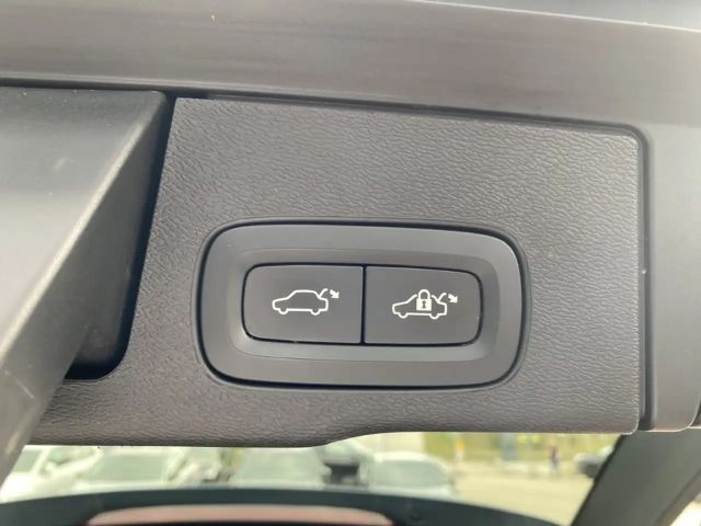 Volvo XC60 AWD Dark Ultimate