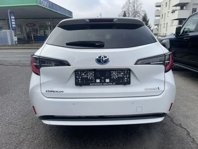 Toyota Corolla Active Hybride Touring