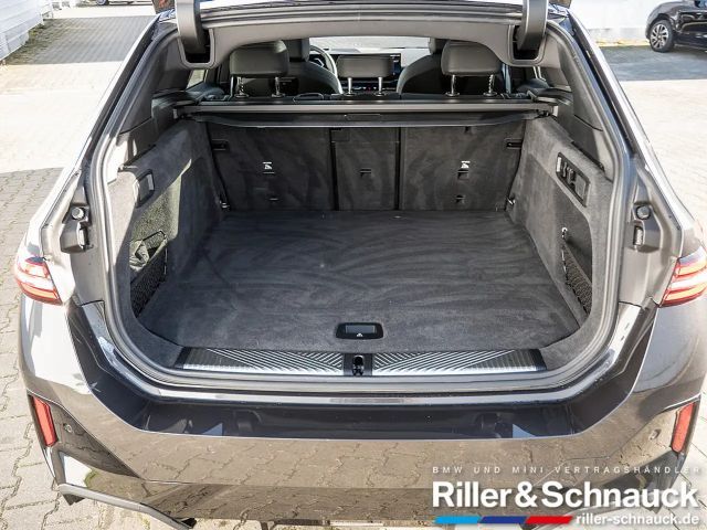 BMW 520 520i M-Sport Touring