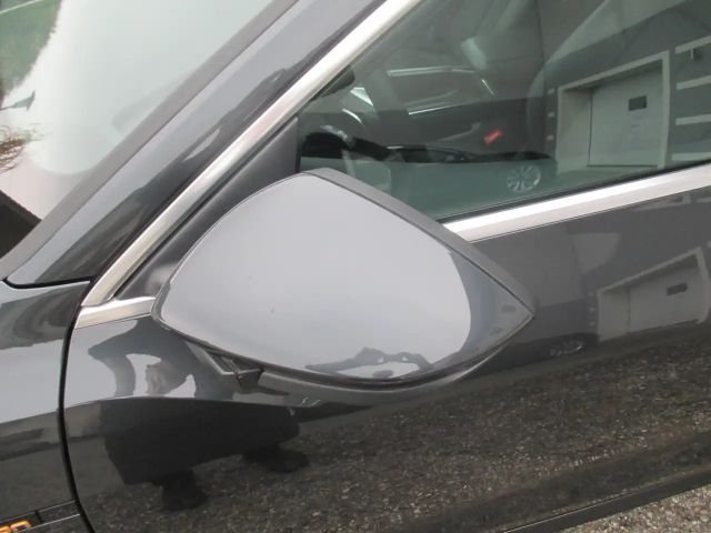 Audi e-tron 50 Quattro S-Line Sportback