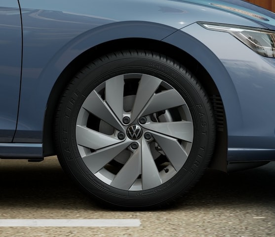 Volkswagen Golf 1.5 eTSI DSG Golf VIII Life