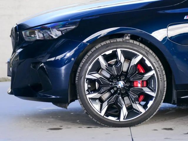 BMW 550 M-Sport Sedan xDrive