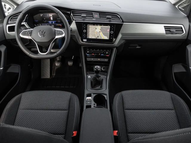 Volkswagen Touran 1.5 TSI Comfortline