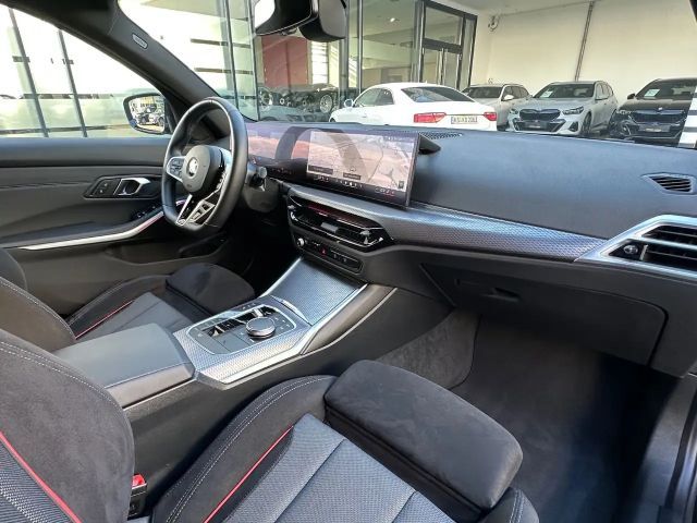 BMW 330 330d M-Sport Touring xDrive