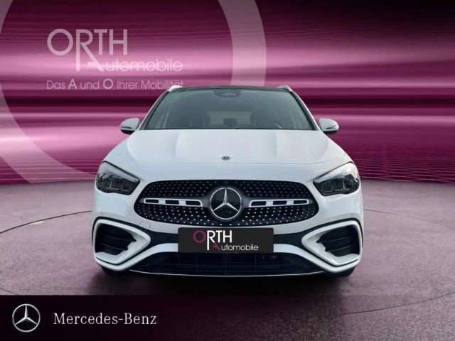 Mercedes-Benz GLA 200 AMG Line