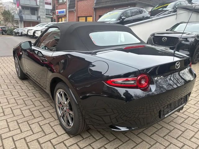 Mazda MX-5 Exclusive-line SkyActiv