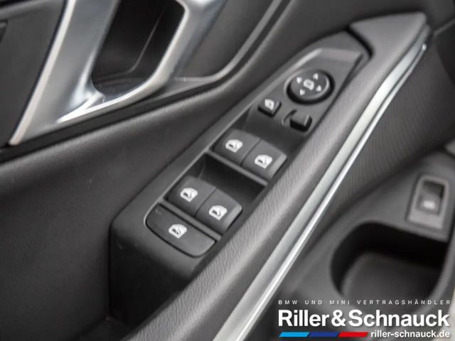 BMW 320 320d M-Sport Touring xDrive