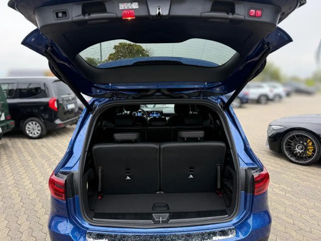 Mercedes-Benz GLB 200 AMG Line