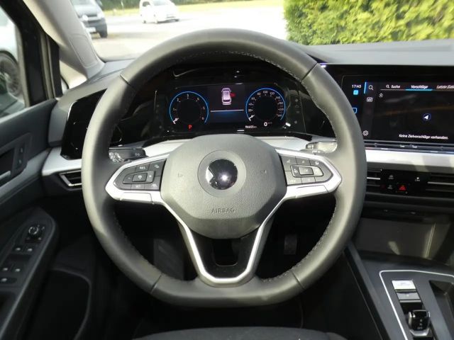 Volkswagen Golf DSG Life Variant