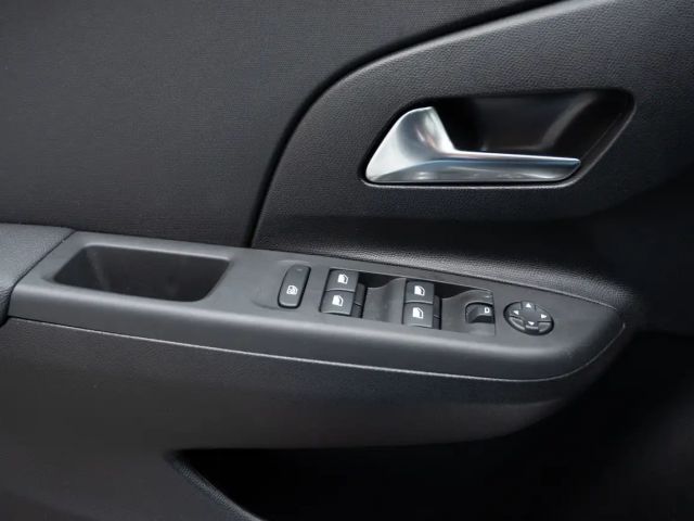 Opel Corsa F 1.2 75 PS SITZHEIZUNG, ALLWETTER