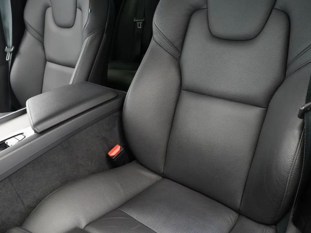 Volvo V60 Cross Country AWD