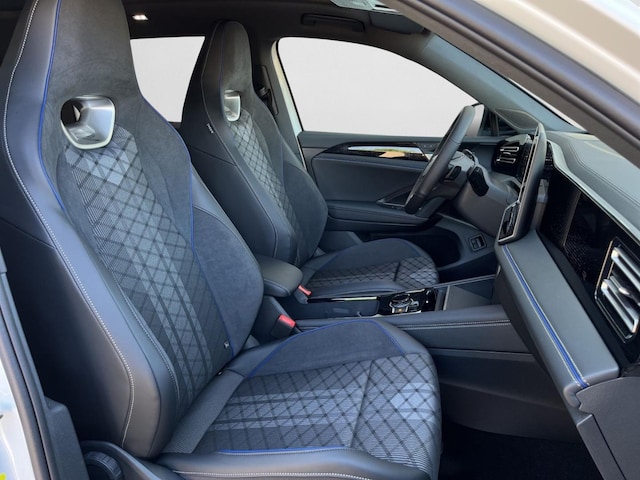 Volkswagen Tiguan R-Line Style