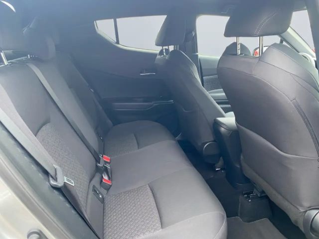 Toyota C-HR Hybride Team D