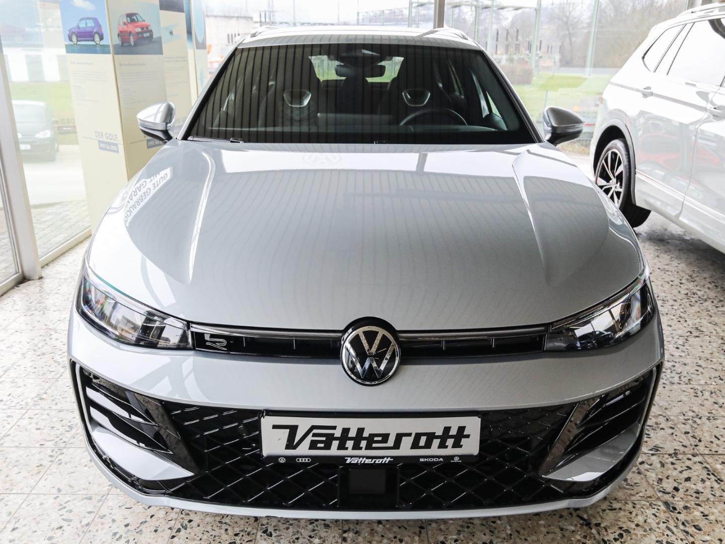 Volkswagen Passat DSG R-Line eHybrid