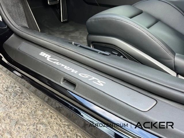 Porsche 992 Cabrio Carrera GTS