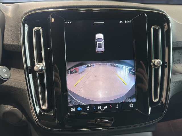 Volvo XC40 XC40 Navi LED Klima Standhzg Einparkhilfe el. Fenster