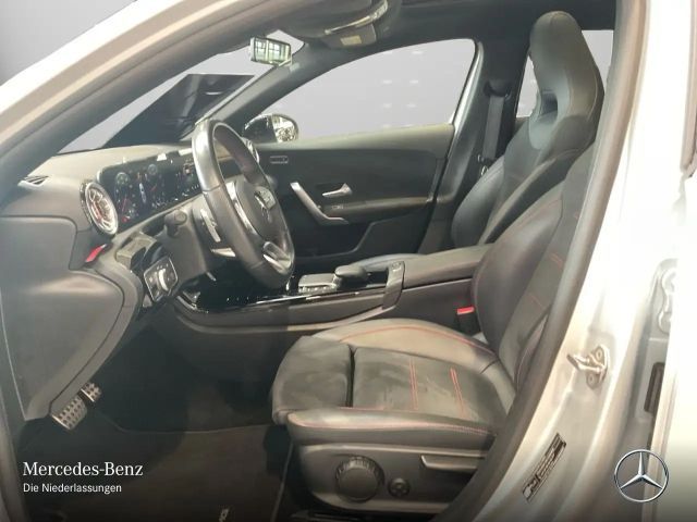 Mercedes-Benz A 180 AMG Line