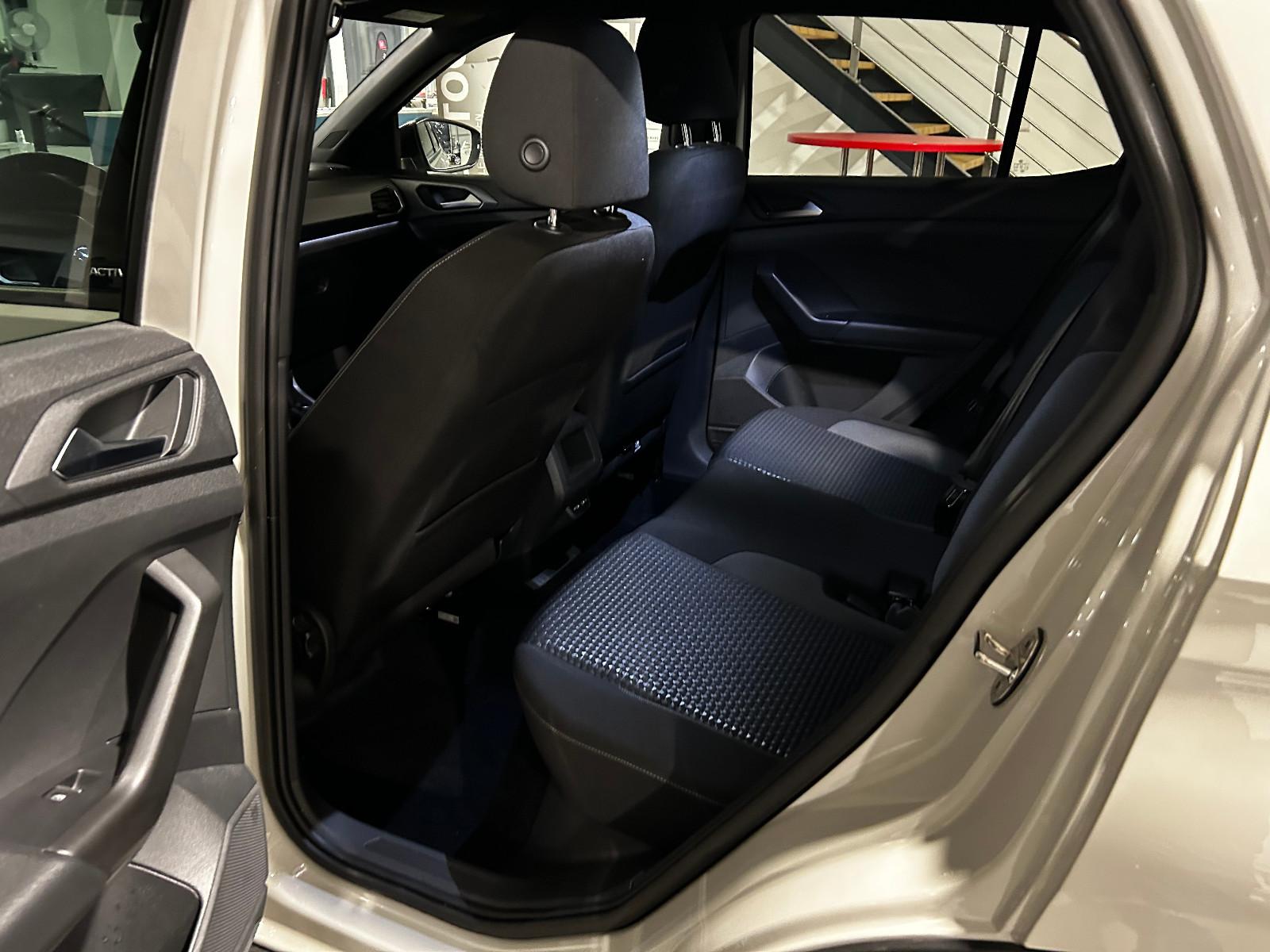 Volkswagen T-Cross Active