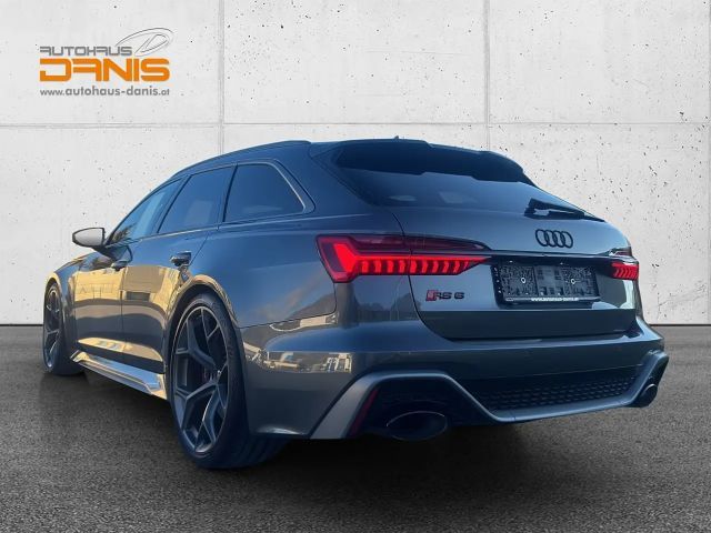 Audi RS6 Avant Performance Quattro S-Tronic