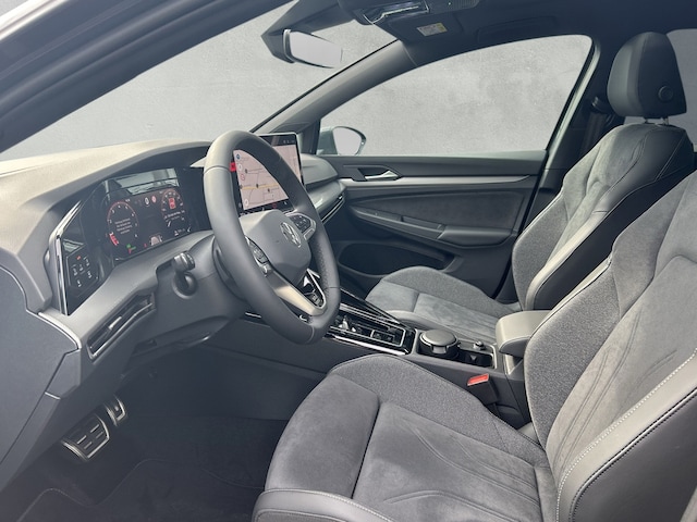 Volkswagen Golf 1.5 eTSI