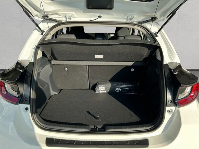 Toyota Yaris Business Hybride VVT-i