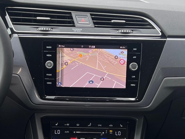 Volkswagen Touran 1.5 TSI DSG R-Line