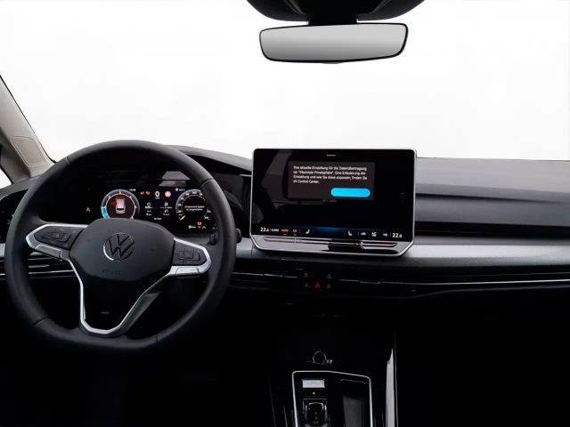 Volkswagen Golf DSG Style Variant