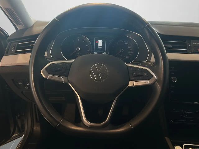 Volkswagen Passat 1.5 TSI Business DSG Variant