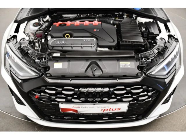 Audi RS3 Quattro S-Tronic Sedan