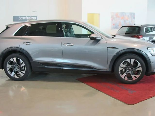 Audi e-tron 50 Quattro