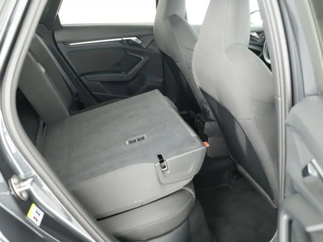 Audi A3 30 TFSI Sedan