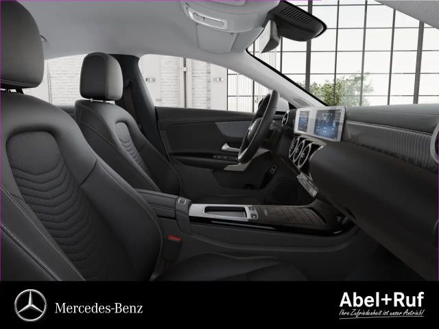 Mercedes-Benz CLA 200 Coupé Progressive